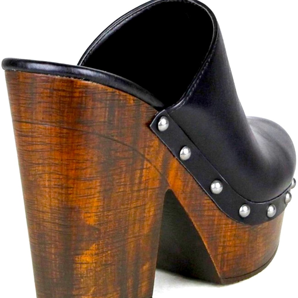 Wood Effect Platform Women's Clogs in Black